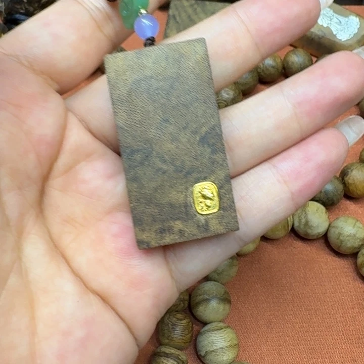 大叶紫檀（黑酸枝木类）