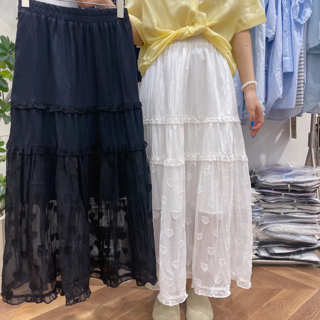 2177 蕾丝拼接爱心长裙