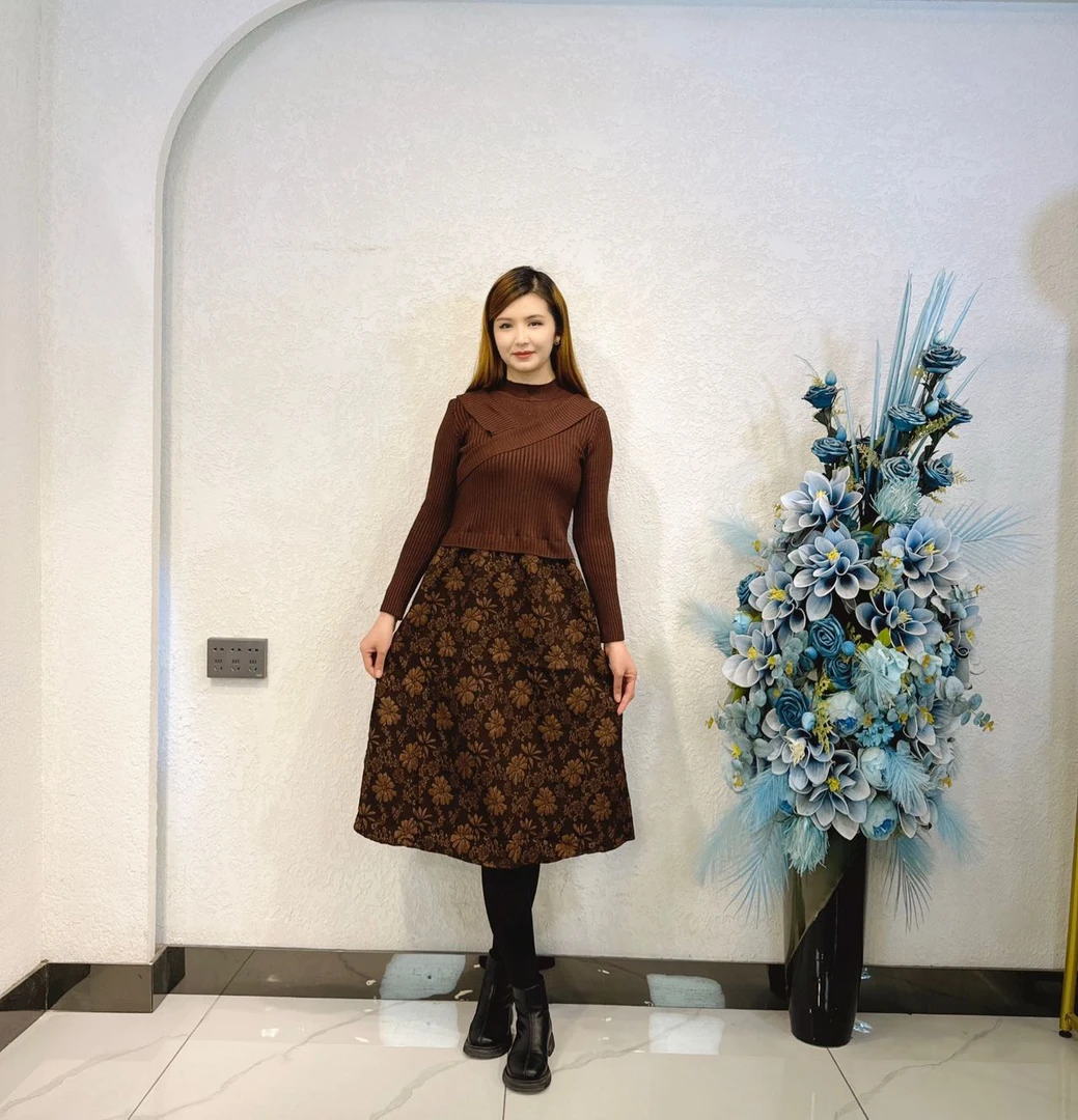 【PAHRIM】2025提花面料也圆领连衣裙8562