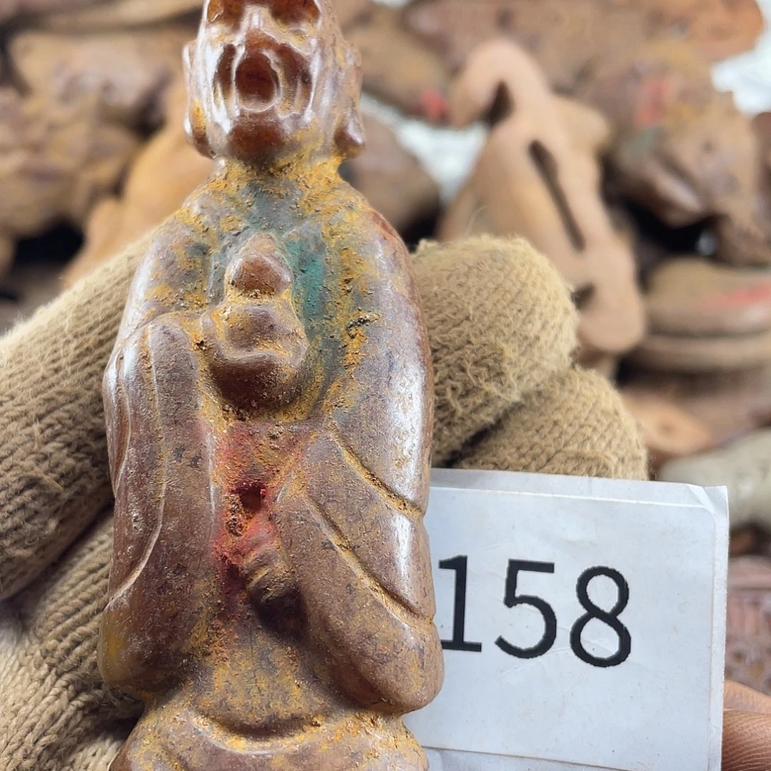 和田玉（糖玉）未镶嵌挂件