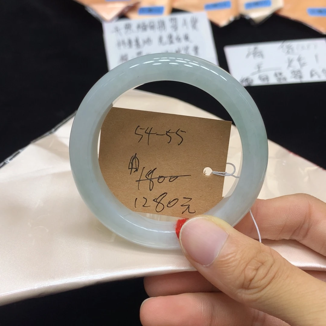 翡翠未镶嵌手镯手镯