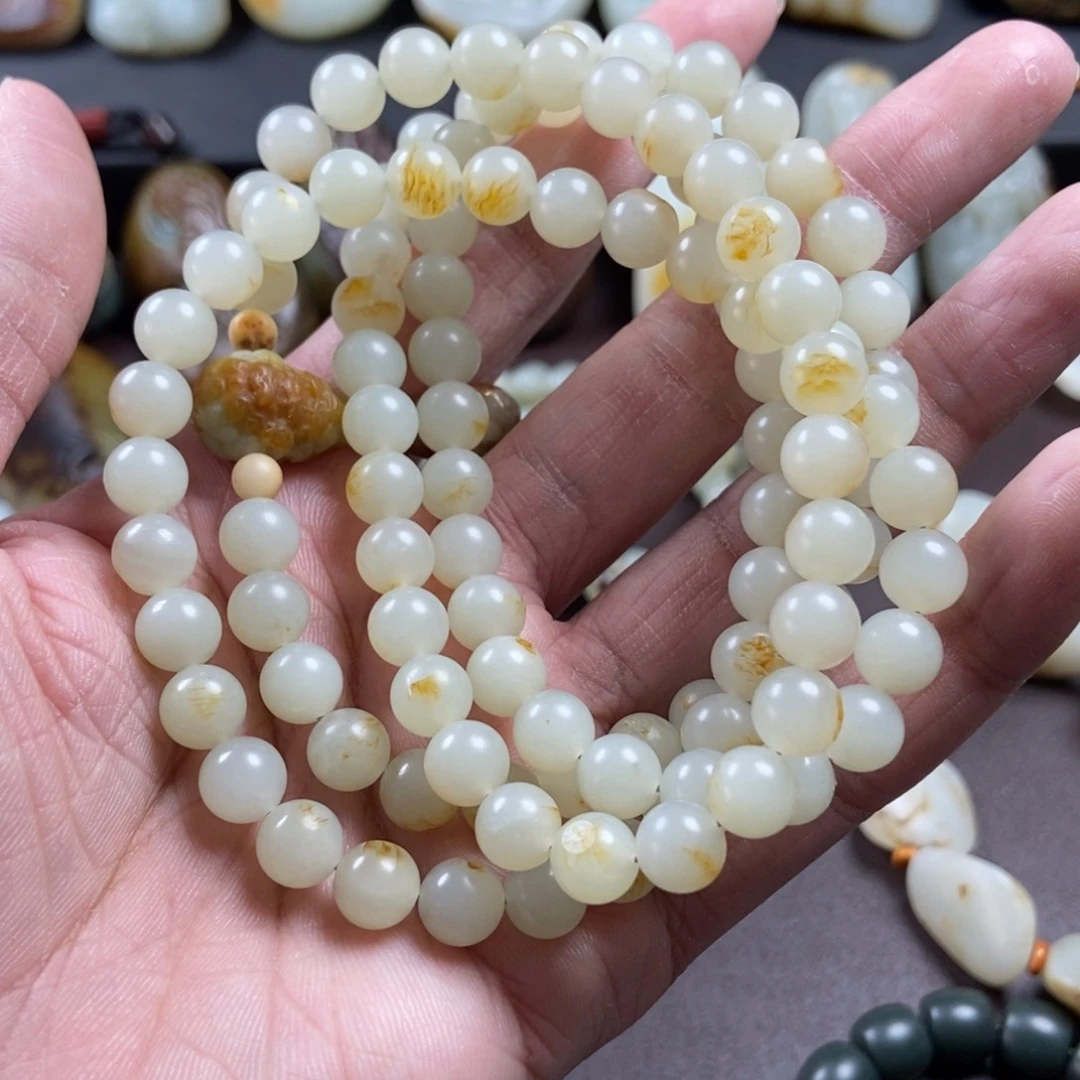 和田玉把件未镶嵌一**秋