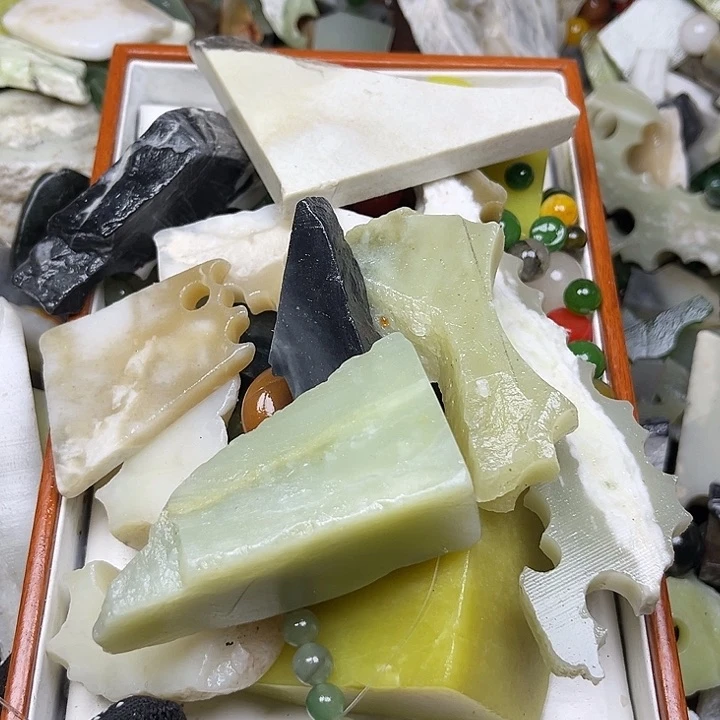 未镶嵌和田玉珠宝奇石仰**空