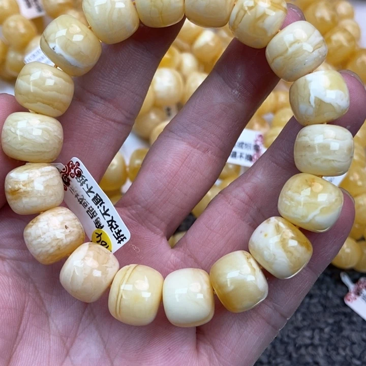 琥珀未镶嵌珠宝奇石8