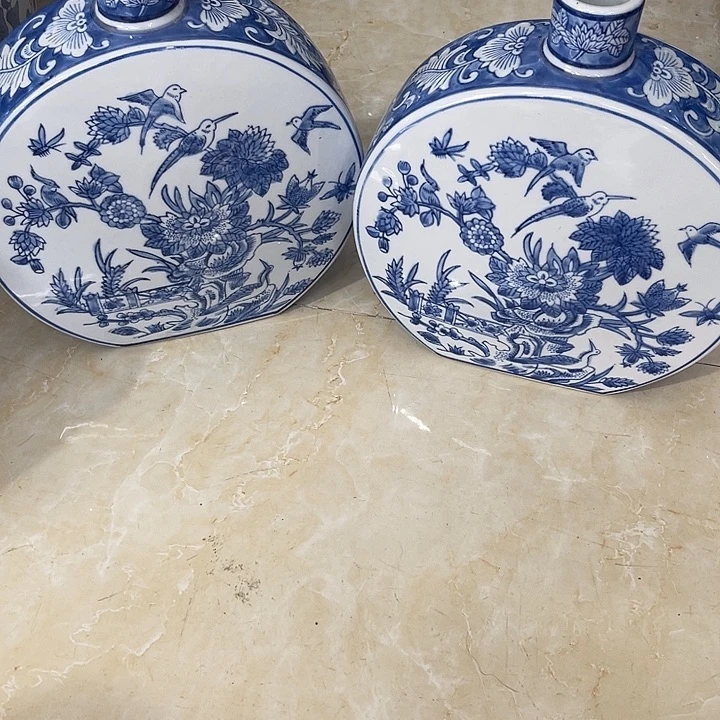 陶瓷制品摆件一对微瑕介意勿拍