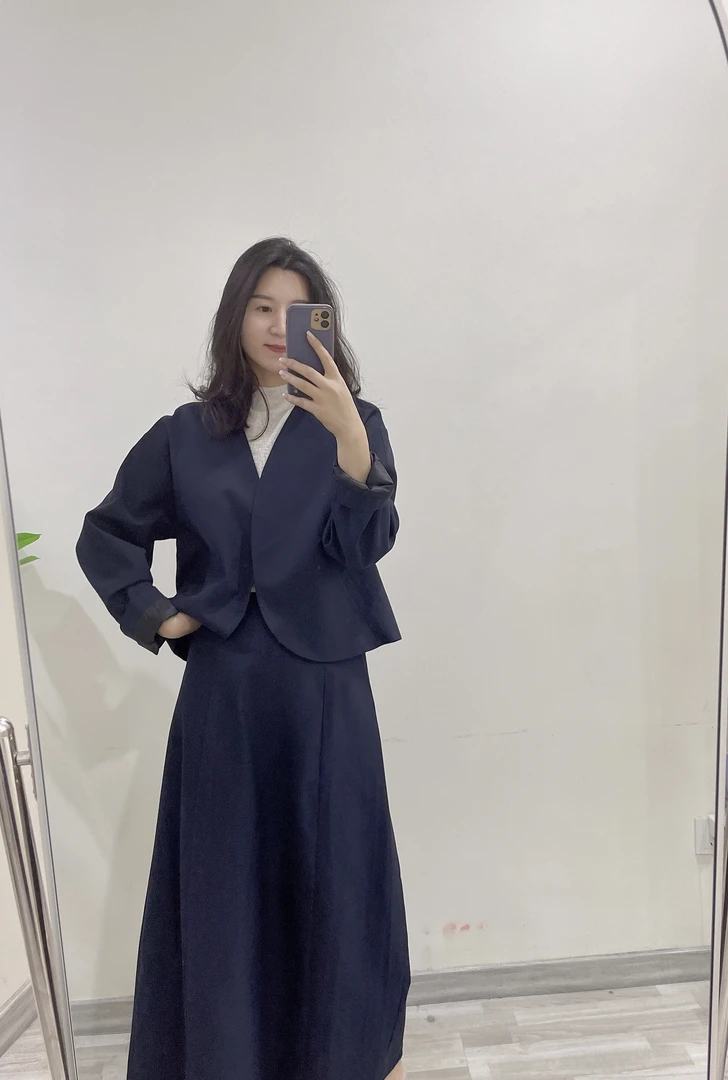 秋款V领通勤西装套裙