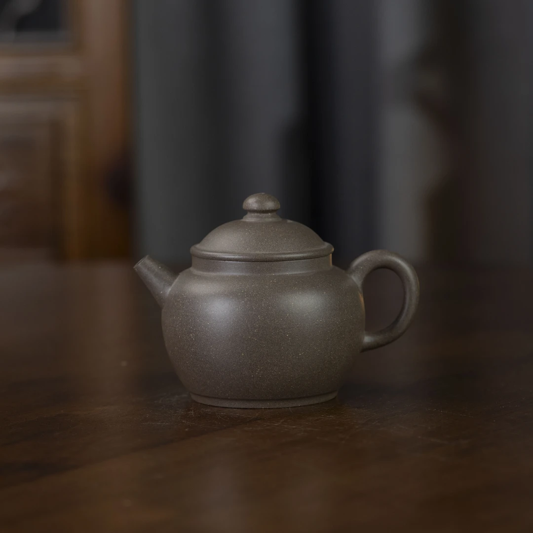 【珽仓破价】范楠明式笠帽青灰泥210cc 紫砂壶