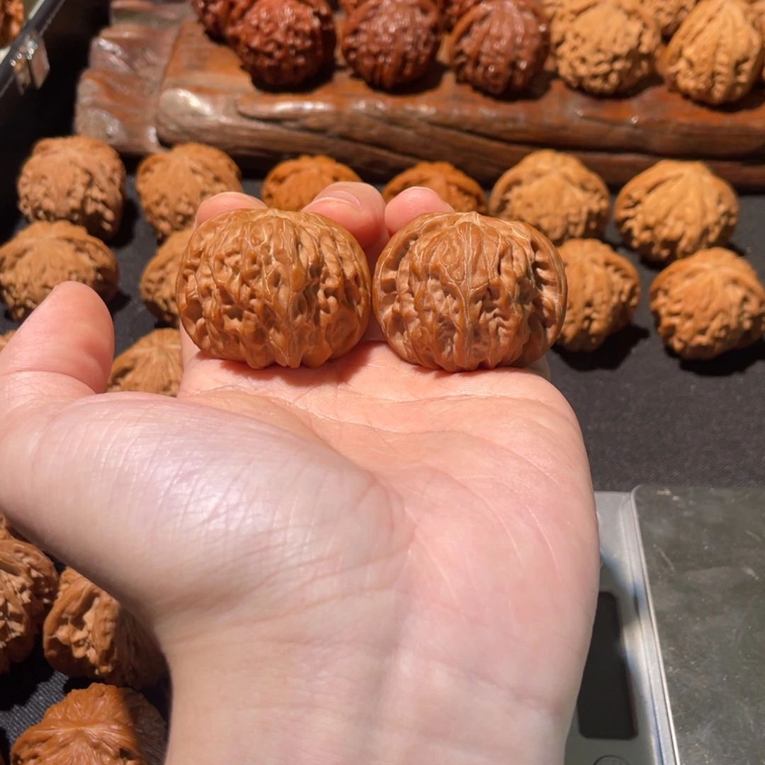 文玩核桃吊坠磨盘