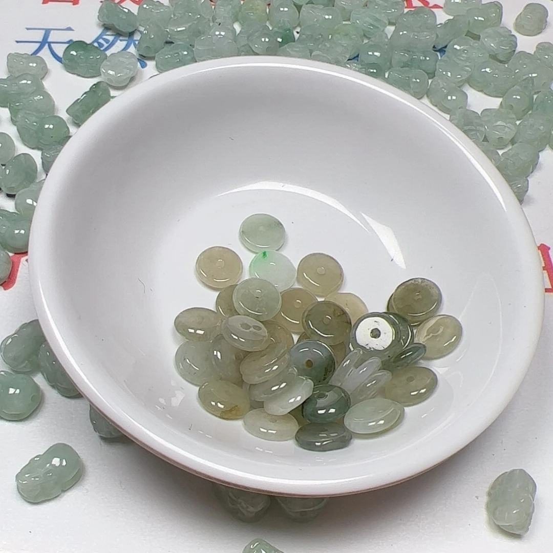 【闪购商品】翡翠手链未镶嵌钱*多