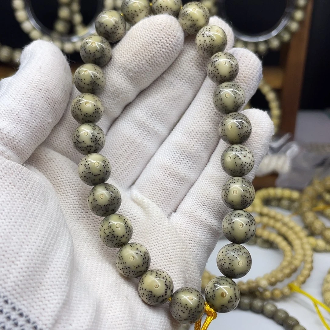 时***逝星月菩提手串11圆珠，一线天小细星