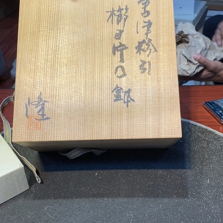 L***A瓷片陶瓷艺术品制作工艺品