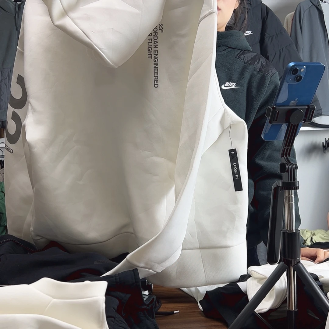 爱***跳瑕疵太空棉戴帽子 XL 不退换
