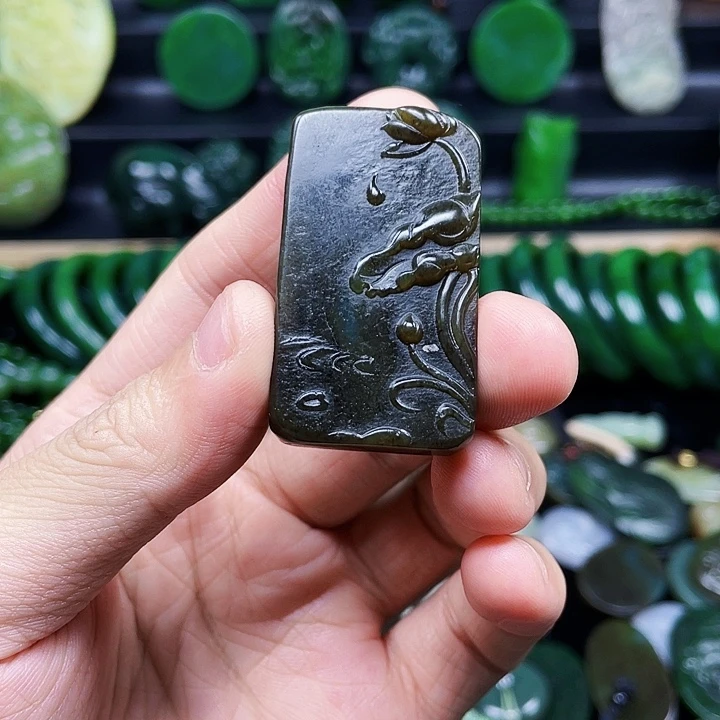 和田玉未镶嵌挂件