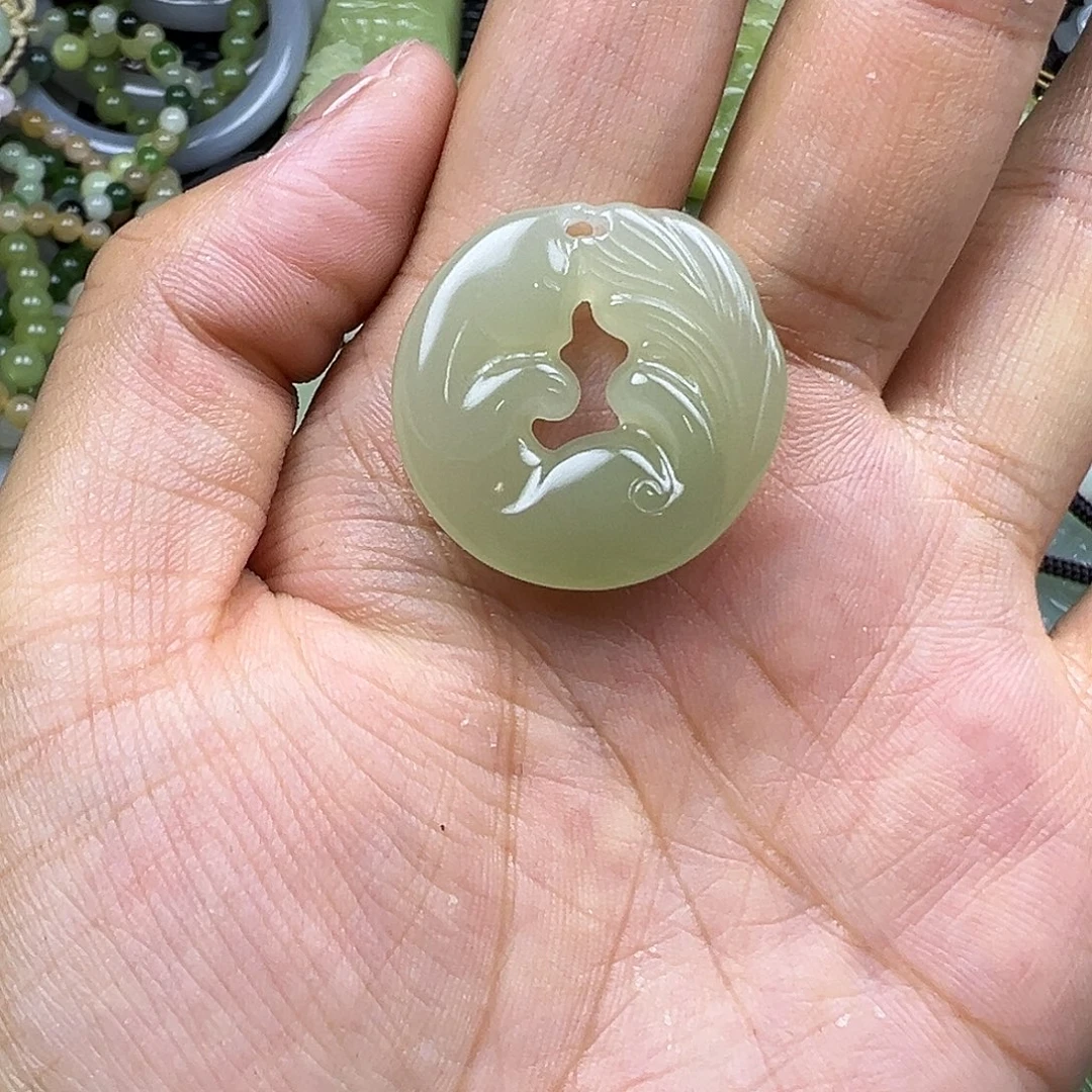 和田玉未镶嵌颈饰卡27