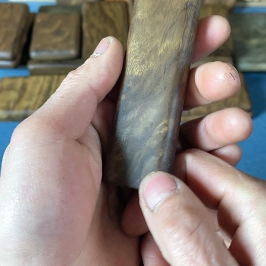 【闪购商品】战**奇金丝楠阴沉木手把件