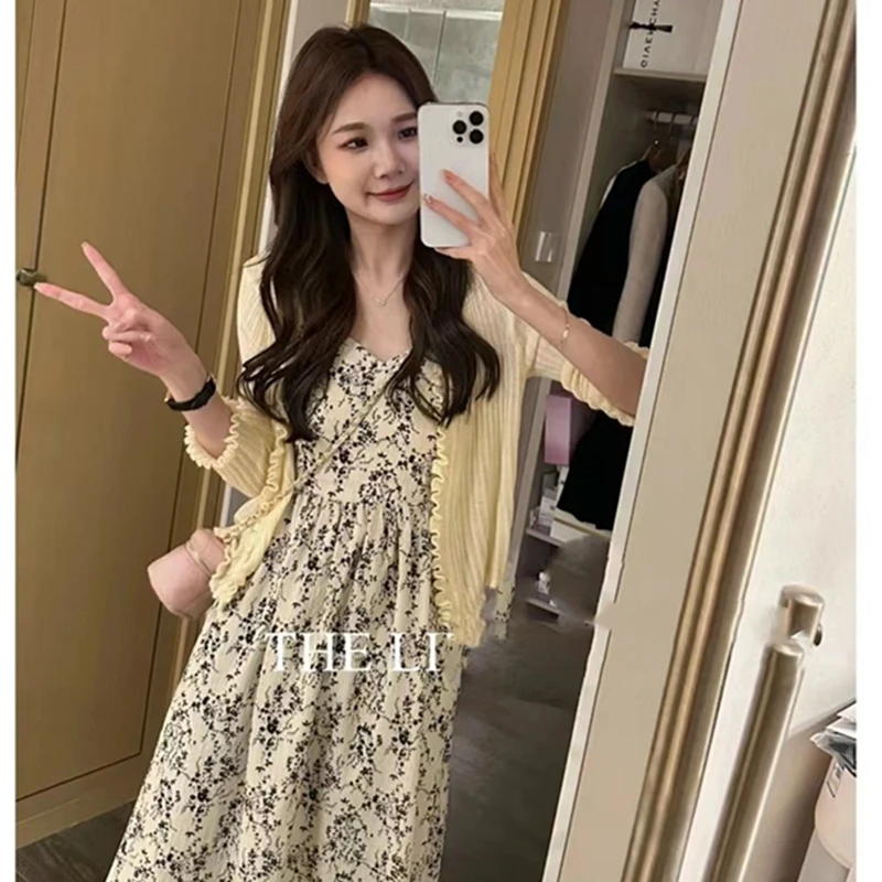 春夏孕妇哺乳连衣裙法式碎花吊带外出防晒针织开衫时尚喂奶显瘦
