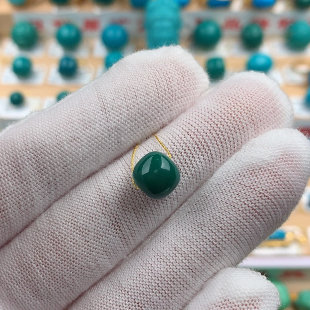 绿松石未镶嵌配饰8.5-7.8
