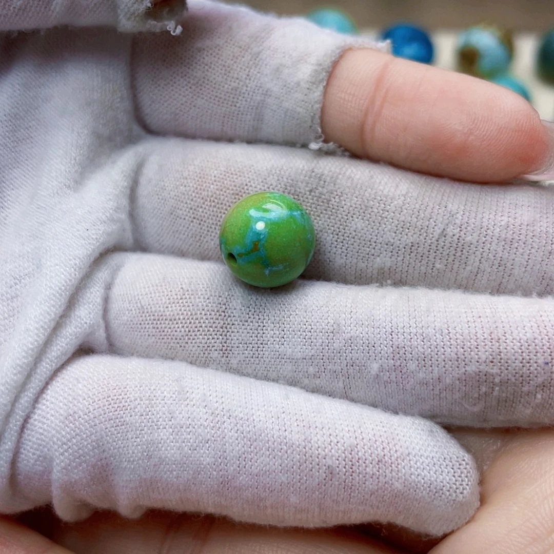 绿松石未镶嵌饰品