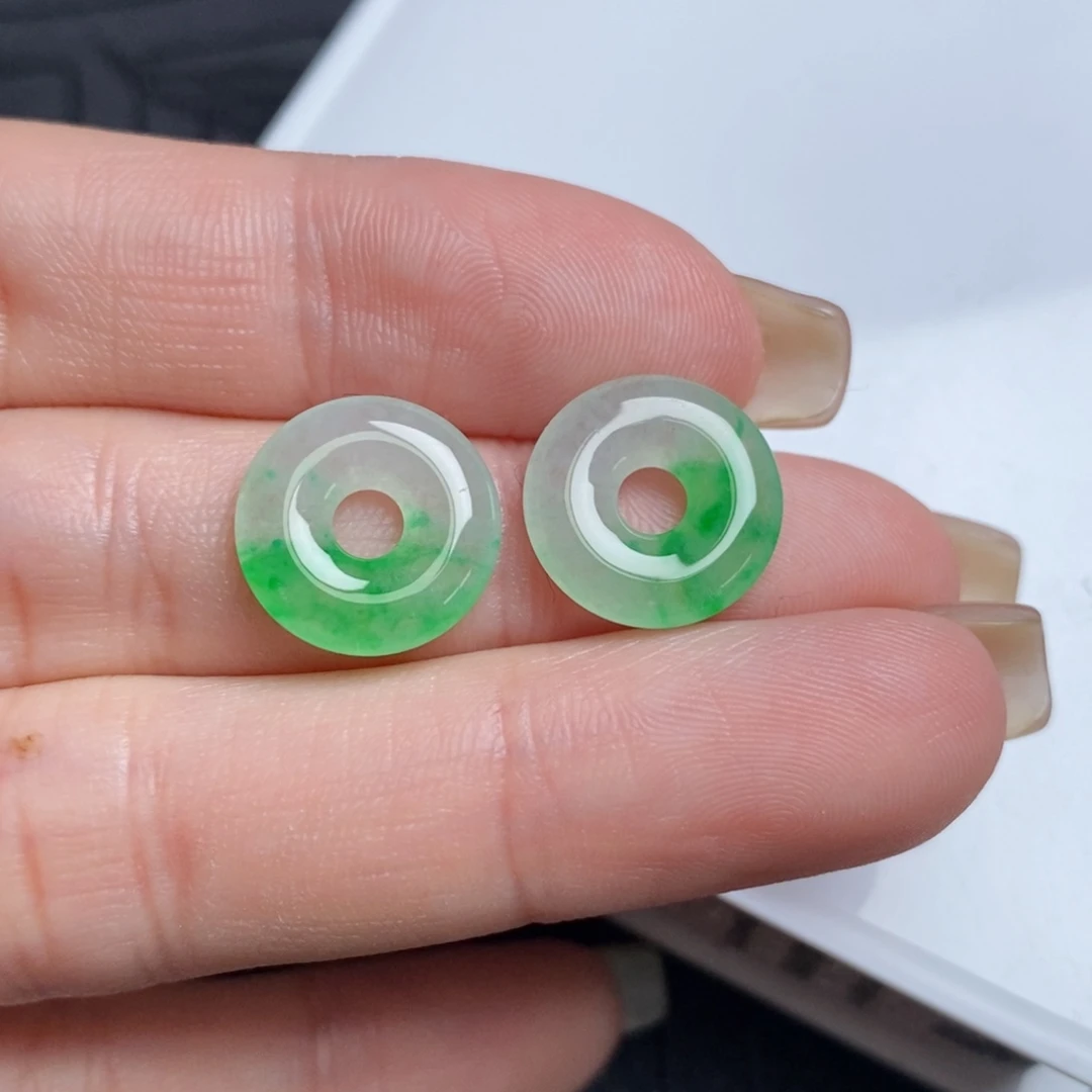 翡翠未镶嵌耳饰飘阳绿甜甜圈