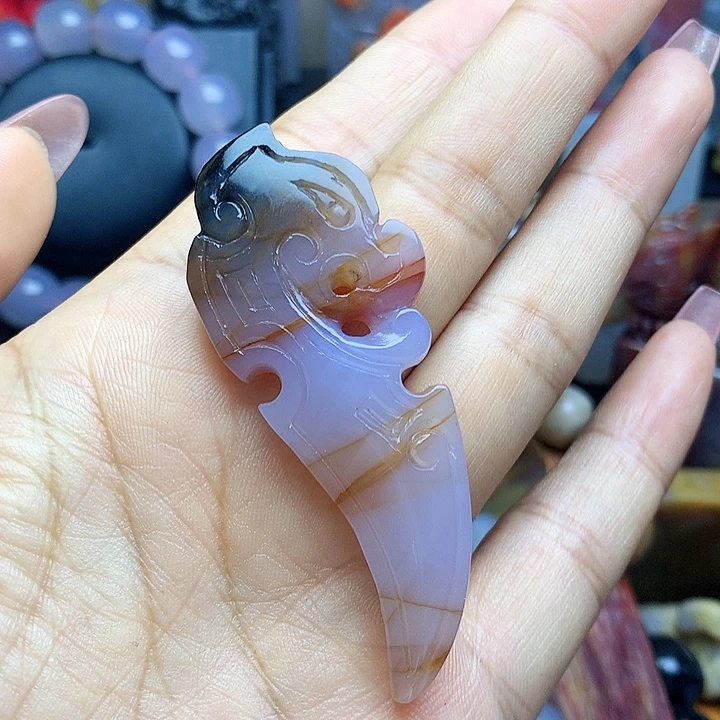 赢***修未镶嵌吊坠(不含链)硅化玉龙牙吊坠