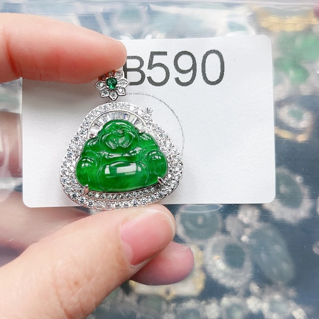 翡翠颈饰未镶嵌翡翠590
