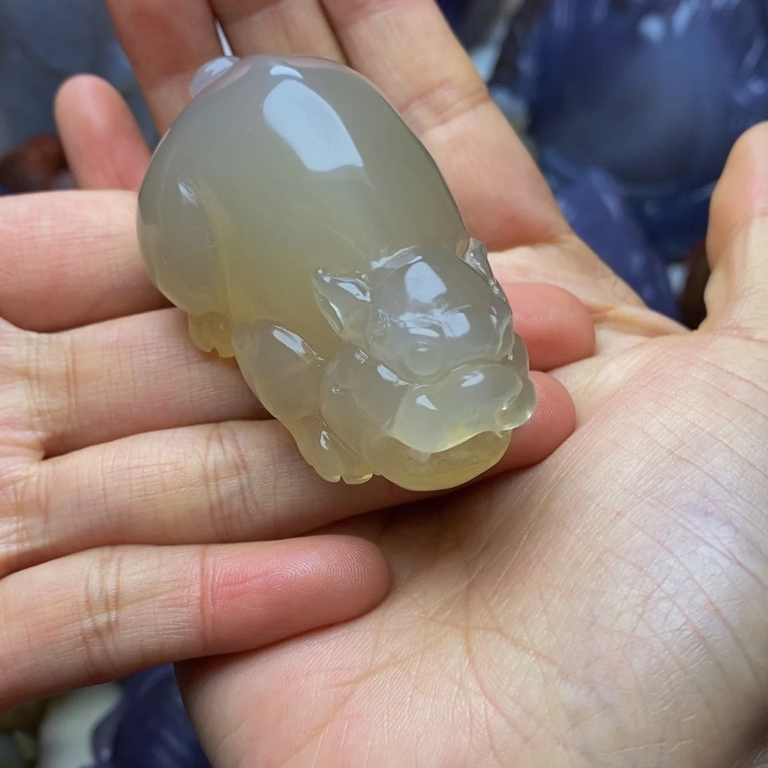 玛瑙/玉髓手把件未镶嵌