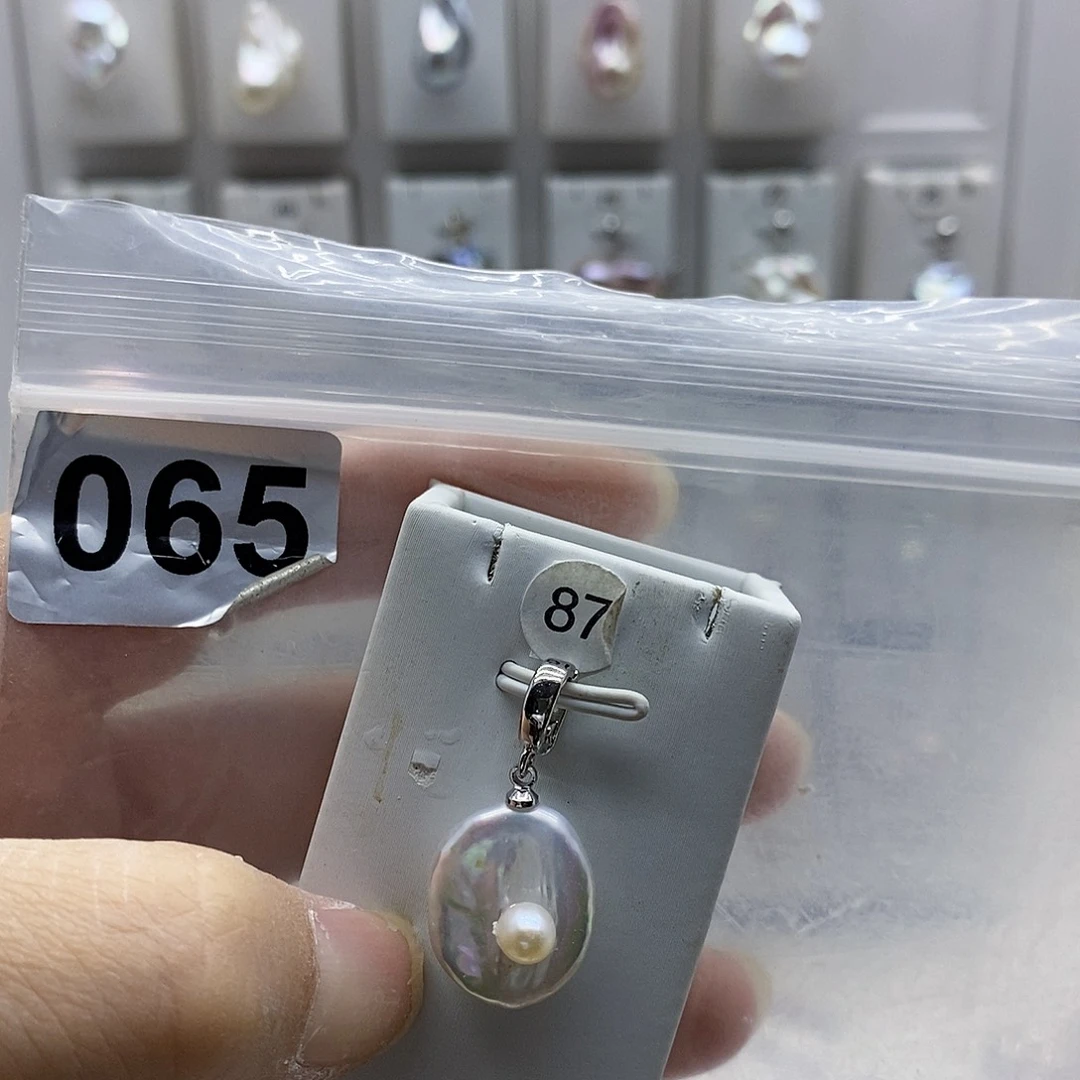 颈饰合金淡水珍珠