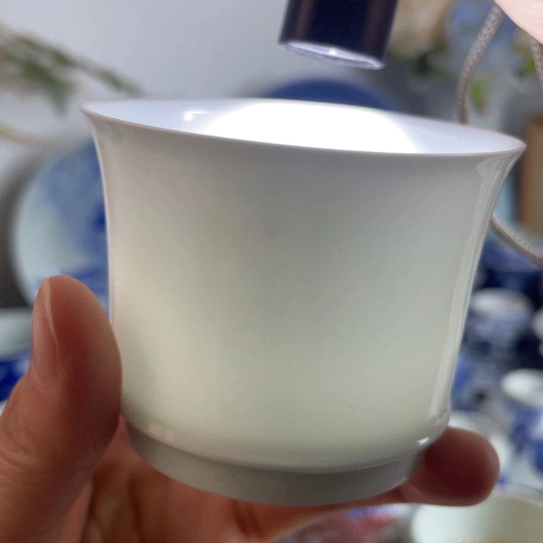 景德镇纯手工白胎融天杯杯