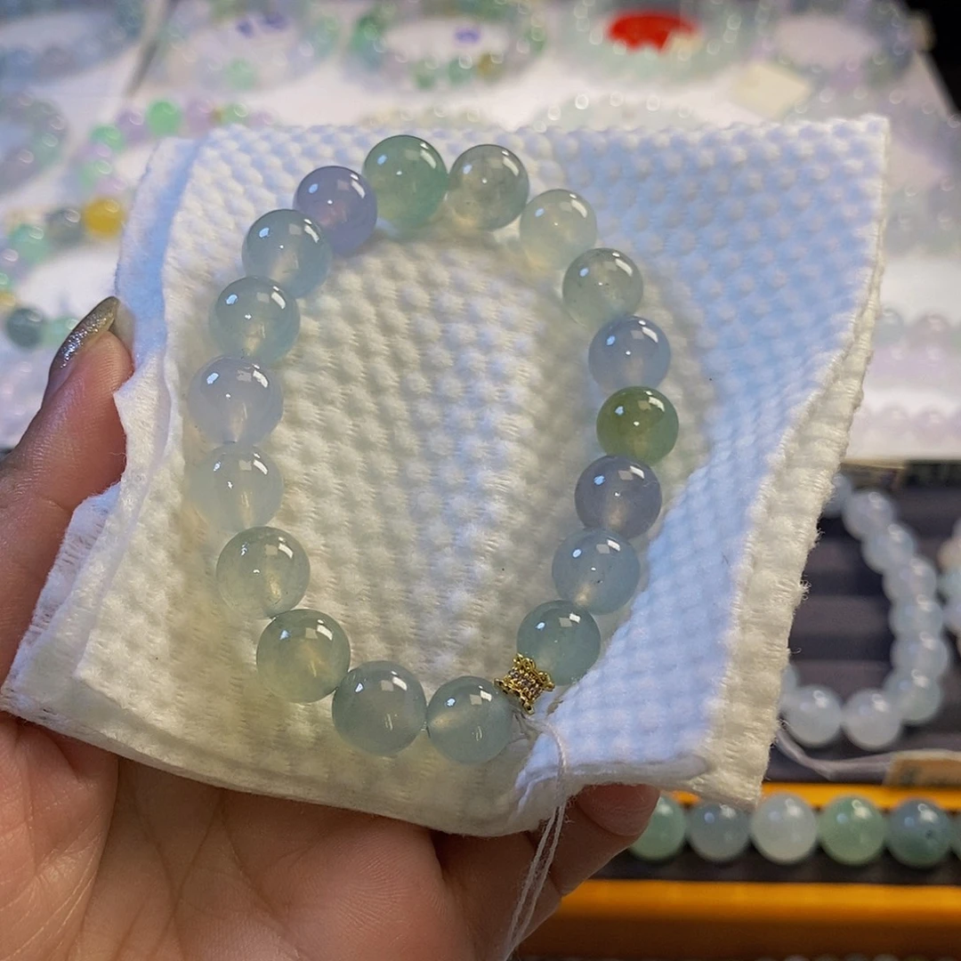 定制翡翠未镶嵌翡翠.