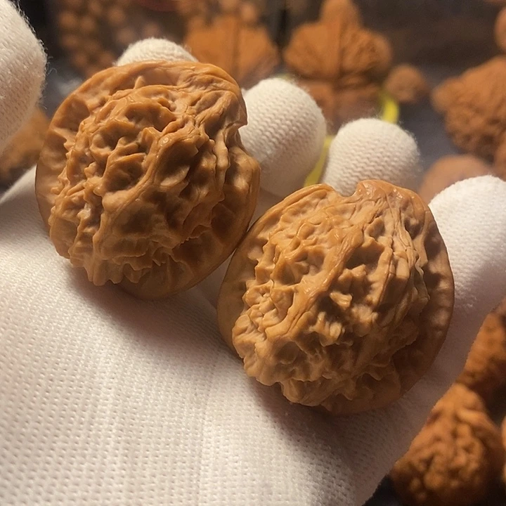 文玩核桃把件修形鹰38