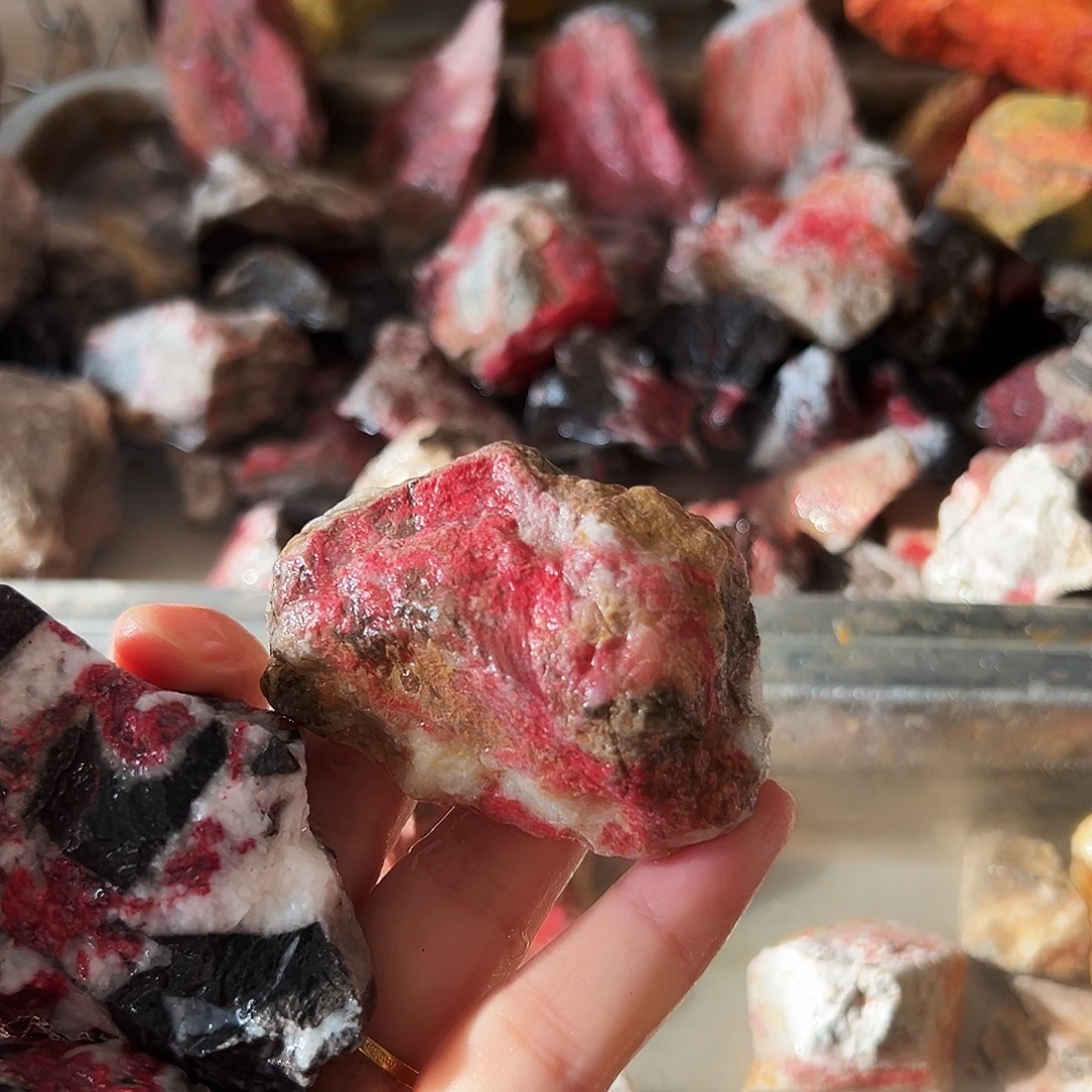 哪***海天然辰砂福利朱砂毛料