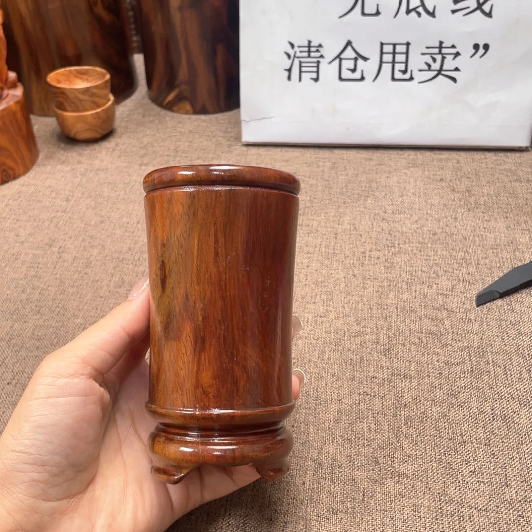 交趾黄檀（大红酸枝）笔筒