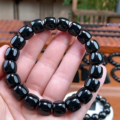 和田玉手串未镶嵌