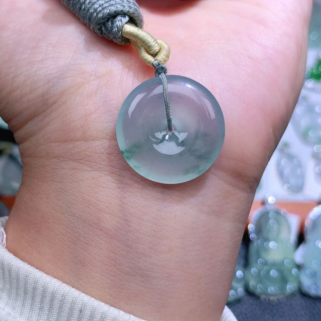 翡翠未镶嵌颈饰扣子