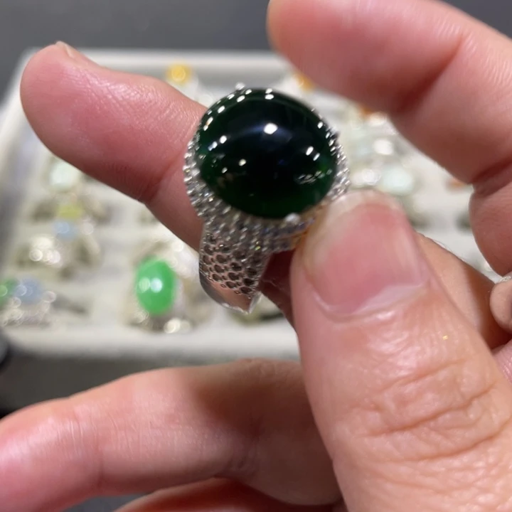 翡翠未镶嵌戒指缅甸天然翡翠