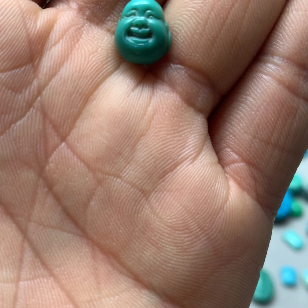 绿松石未镶嵌颈饰