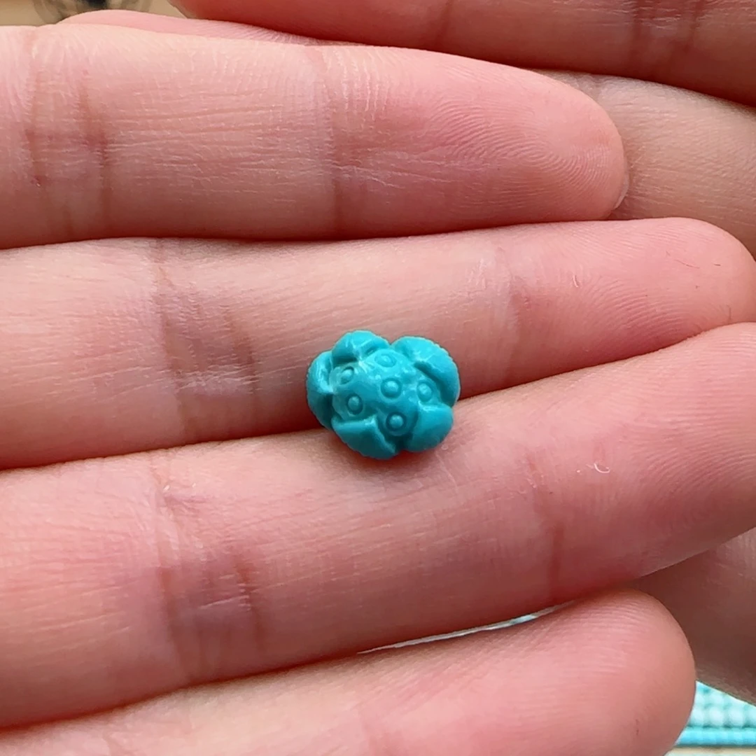 绿松石未镶嵌6玉化莲蓬花  z