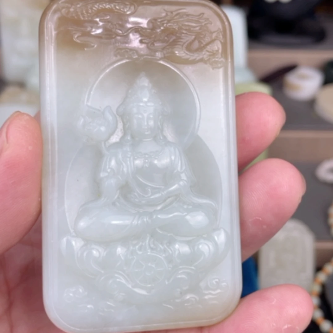 【闪购商品】颈饰未镶嵌和田玉