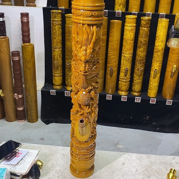 缅甸大叶金丝楠木雕龙款