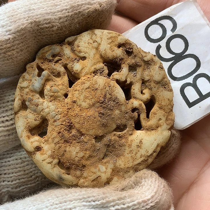 未镶嵌和田玉挂件