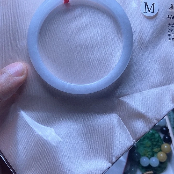 翡翠未镶嵌颈饰手镯60