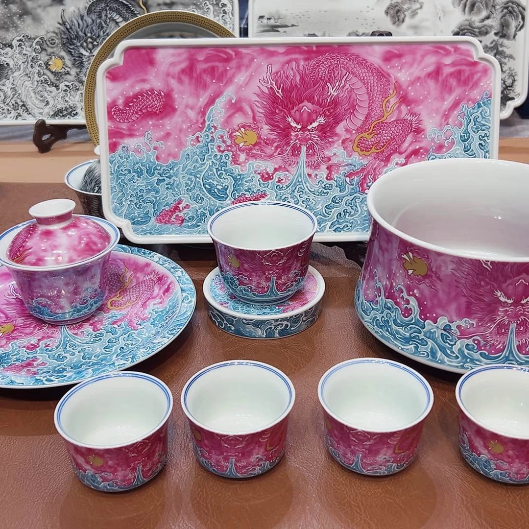 摆件景德镇陶瓷学院等多个高校建立合作伙伴和