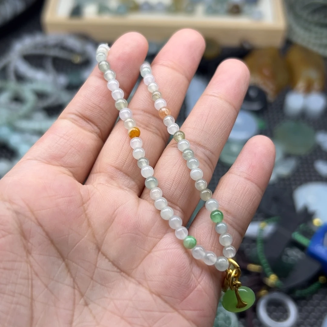 未镶嵌挂件翡翠手串