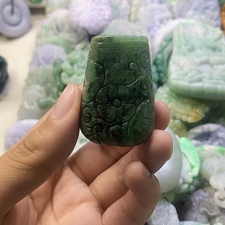 定制翡翠未镶嵌天然翡翠