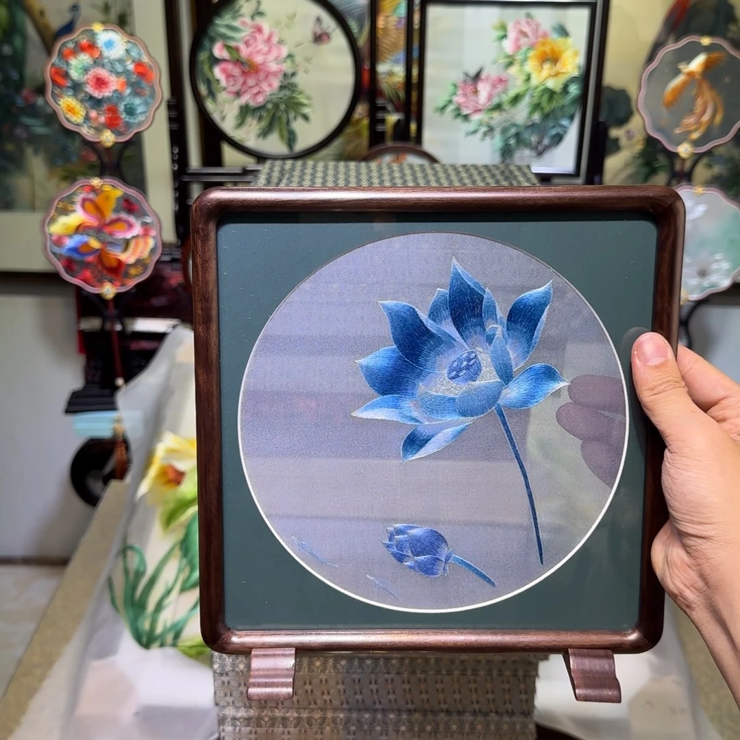 刺绣刺绣工艺精湛