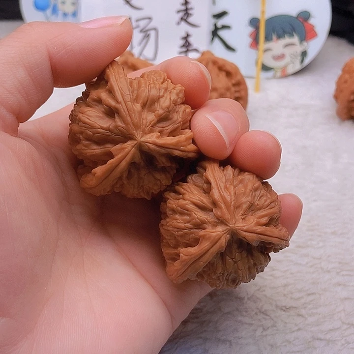 吊坠文玩核桃飞*三棱