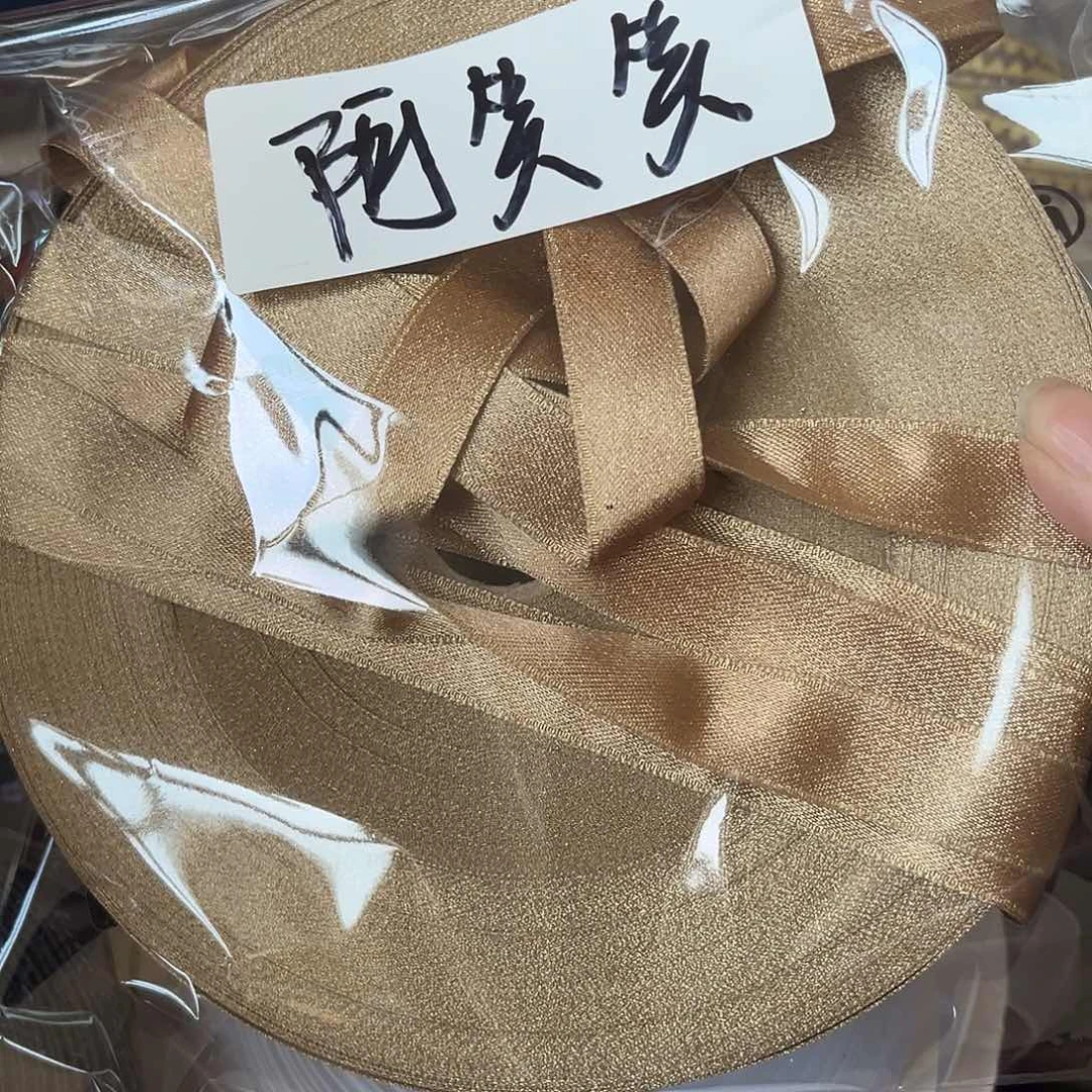 阿***笑服装设计哈哈哈哈哈