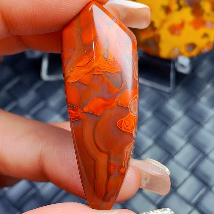玛瑙/玉髓颈饰未镶嵌压****驼