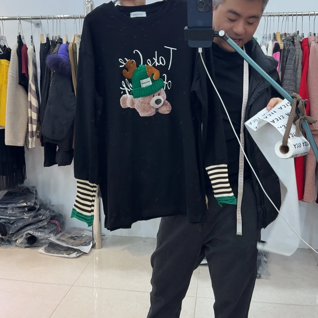 优***优嗯哼的一年比过去多300