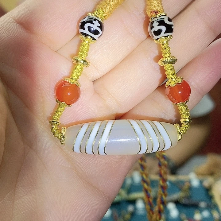 玛瑙/玉髓颈饰合金